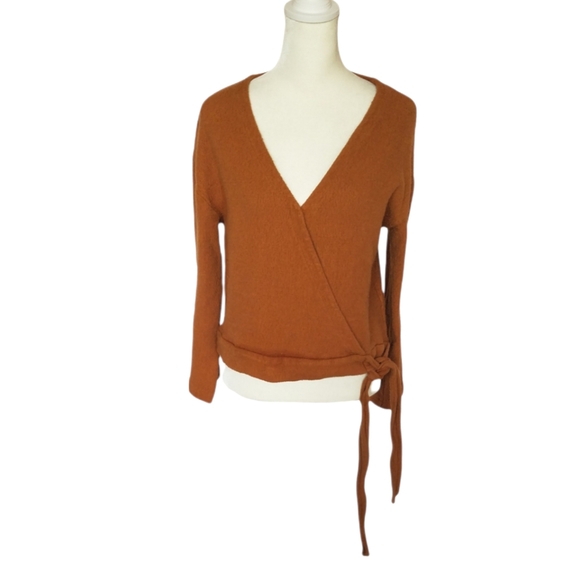 Madewell Texture and Thread Brown Cedar faux wrap top - Picture 2 of 6